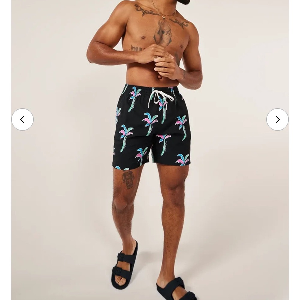 NWT chubbies 7 inch swim trunk with liner